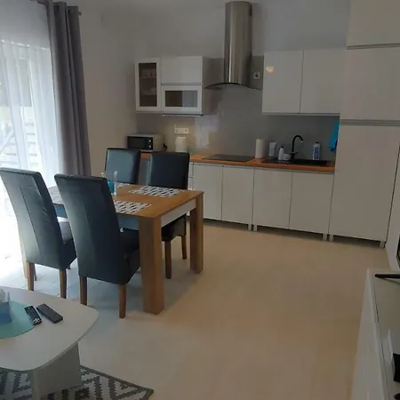 Apartamenty Dzemejra - Jumeirah Ujście-Darłowskie Eksteriør bilde